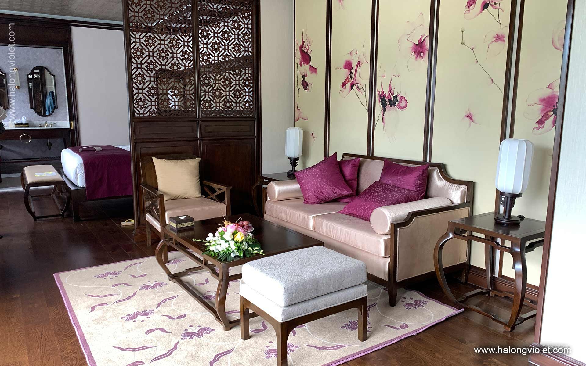Ylang Cruise Signature Suite