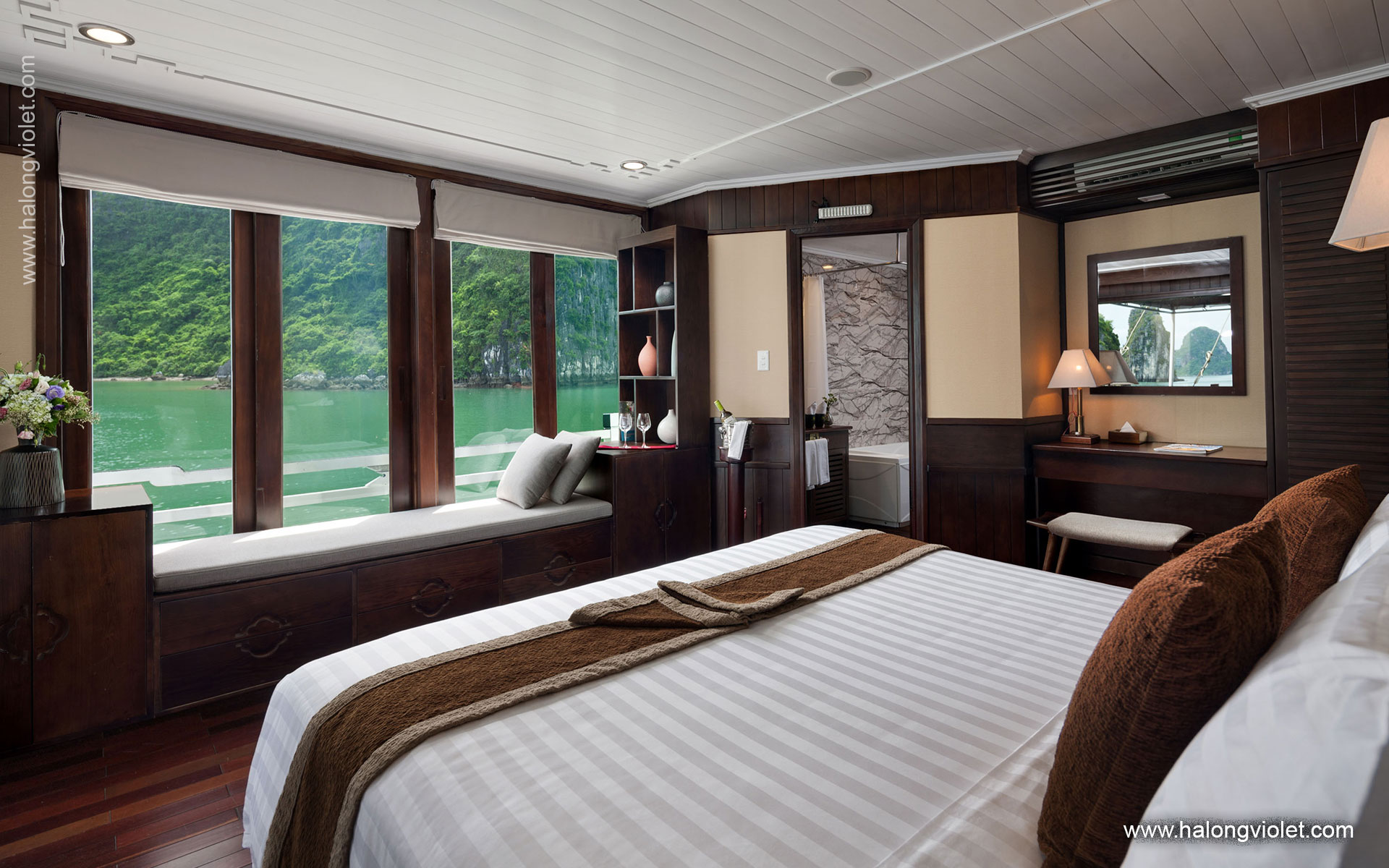 Glory Legend Cruises