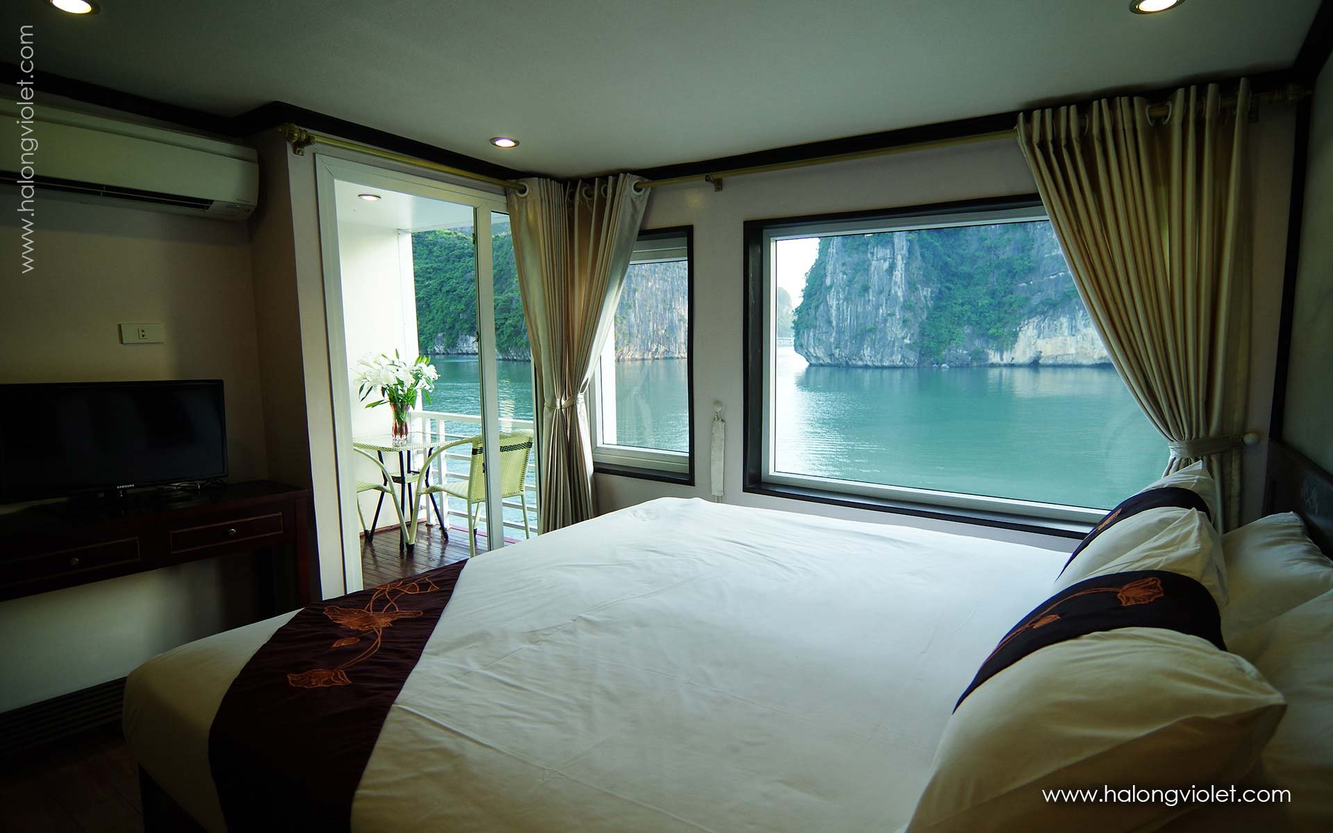 Huong Hai Sealife Cruise