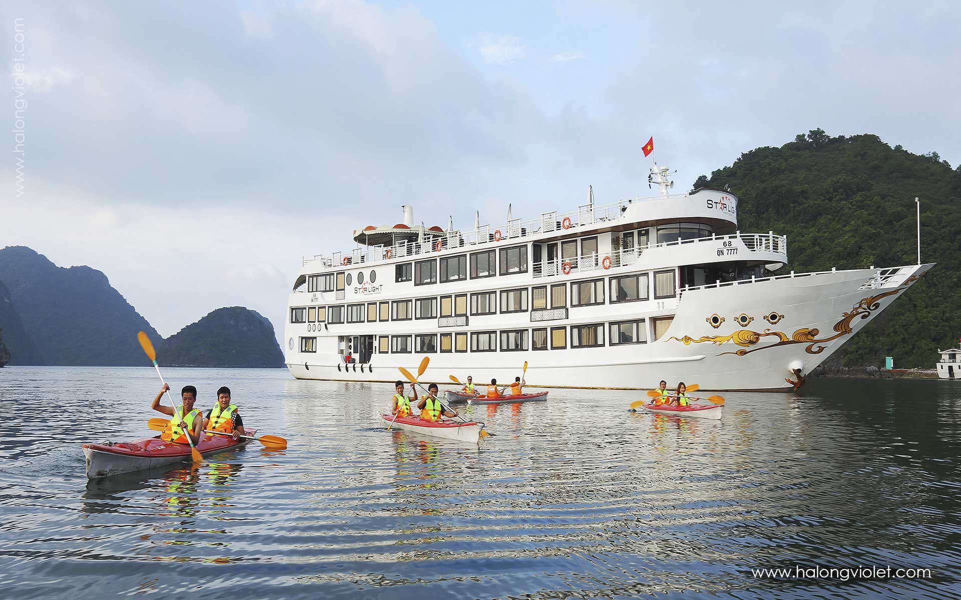 Starlight Cruises
