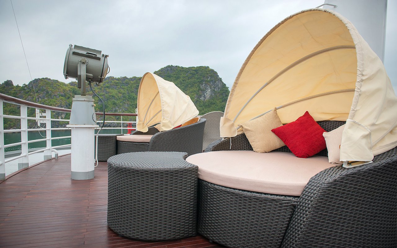 Paradise Elegance Cruise