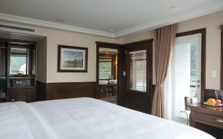 Paradise Elegance Cruise
